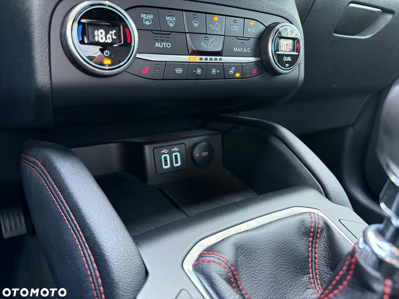 Ford Kuga - 22