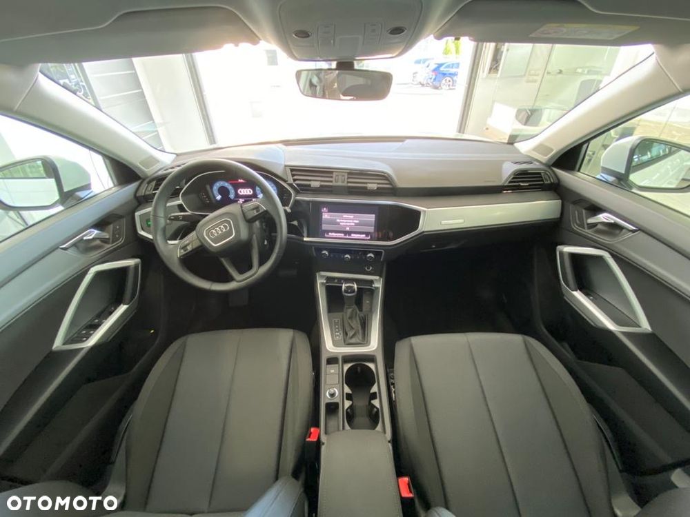 Audi Q3 35 TFSI Advanced S tronic - 10