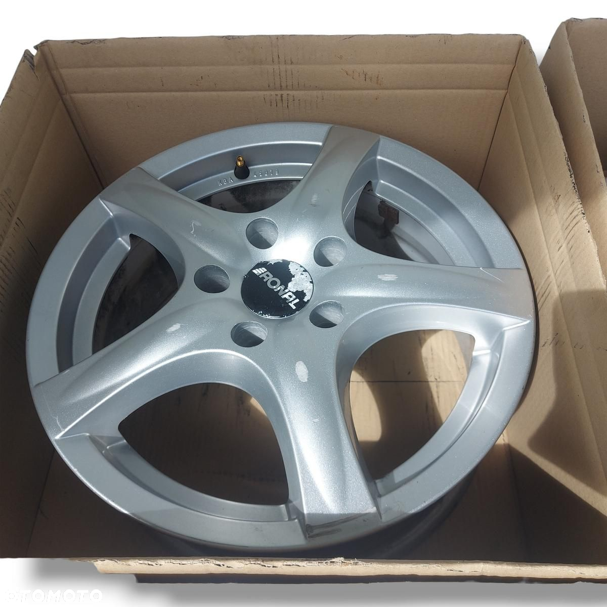 FELGI ALUMINIOWE 16 5x114.3 6.5J ET40 RONAL 42R665508 - 5