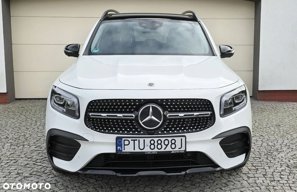 Mercedes-Benz GLB 200 d AMG Line 8G-DCT - 2