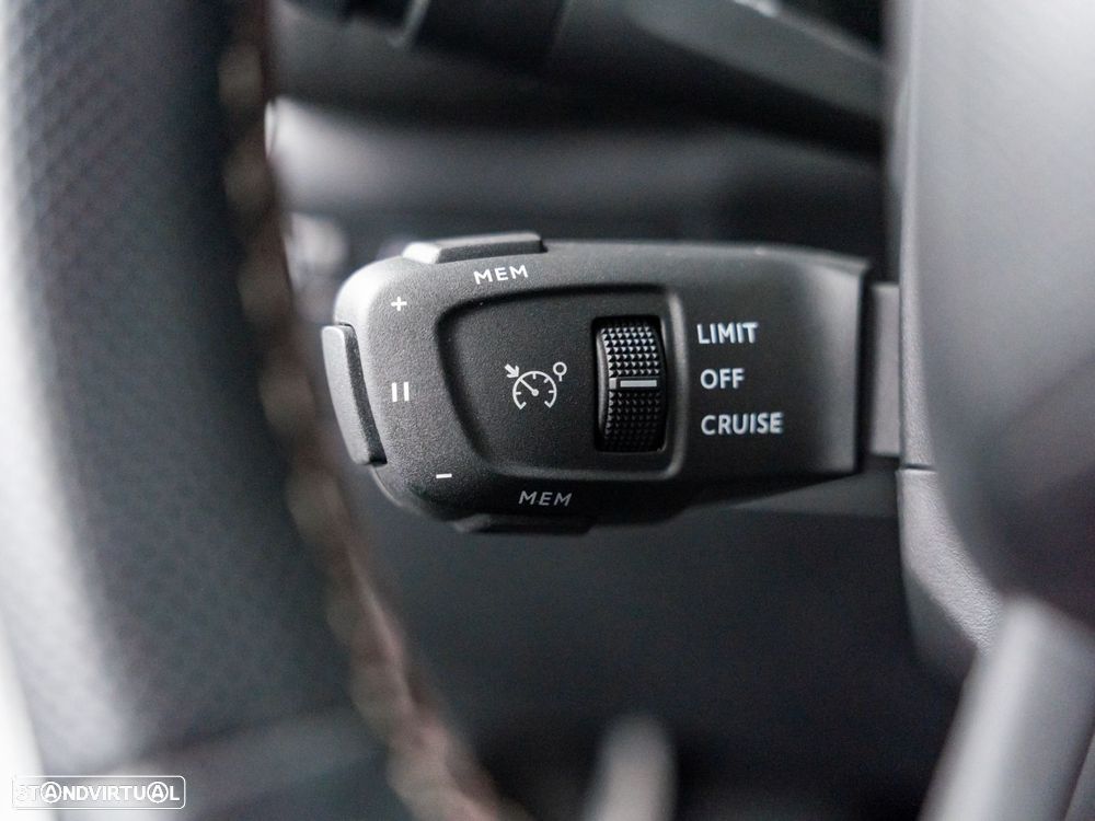 DS DS3 Crossback E-Tense Performance Line - 17