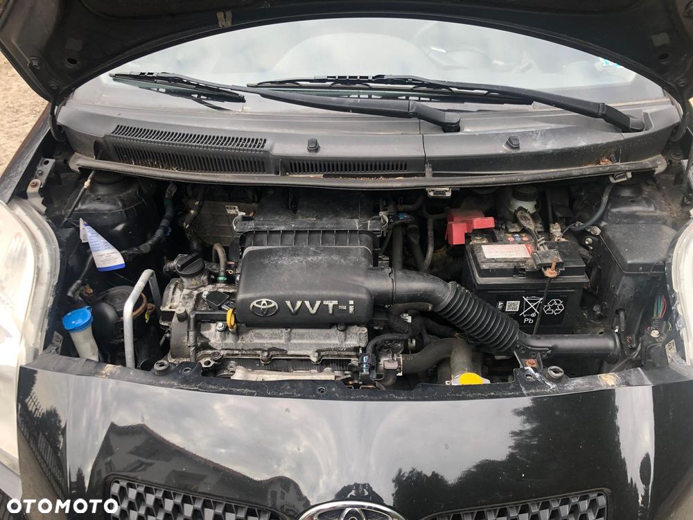 Toyota Yaris 1.3 VVT-i Luna - 9