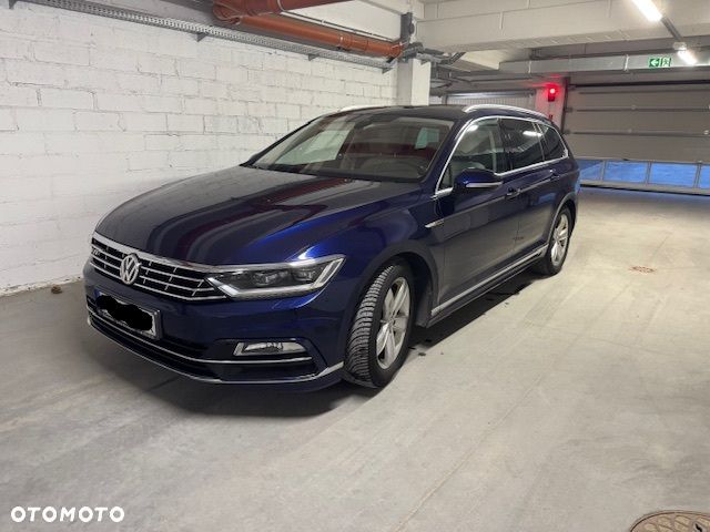 Volkswagen Passat - 4