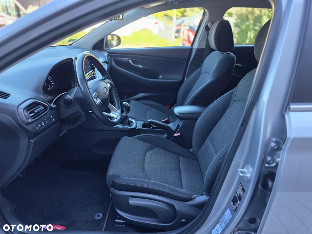 Hyundai i30 1.5 DPI Comfort - 36