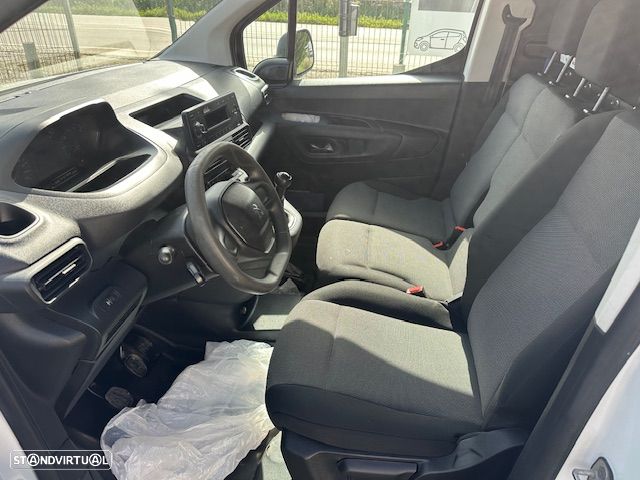 Peugeot PARTNER LONGA 3 LUGARES - 12