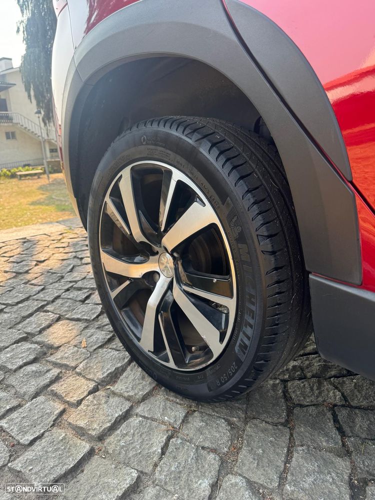 Peugeot 2008 PureTech 110 Stop&Start EAT6 Allure - 14