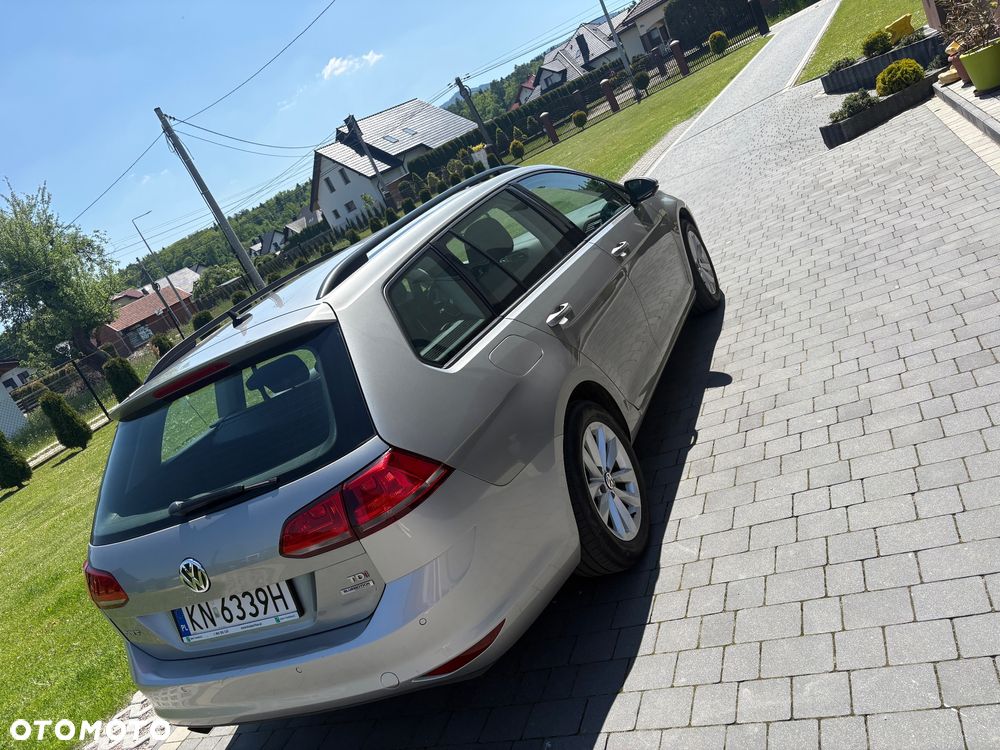 Volkswagen Golf 1.6 TDI BlueMot Trendline DSG - 4