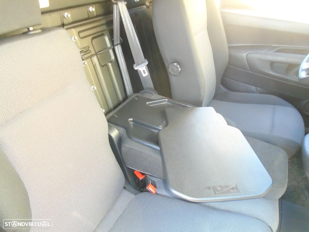 Opel COMBO  LONGA-NACIONAL-3 Lugares-102CV-6V-IVA DEDUTIVEL - 23