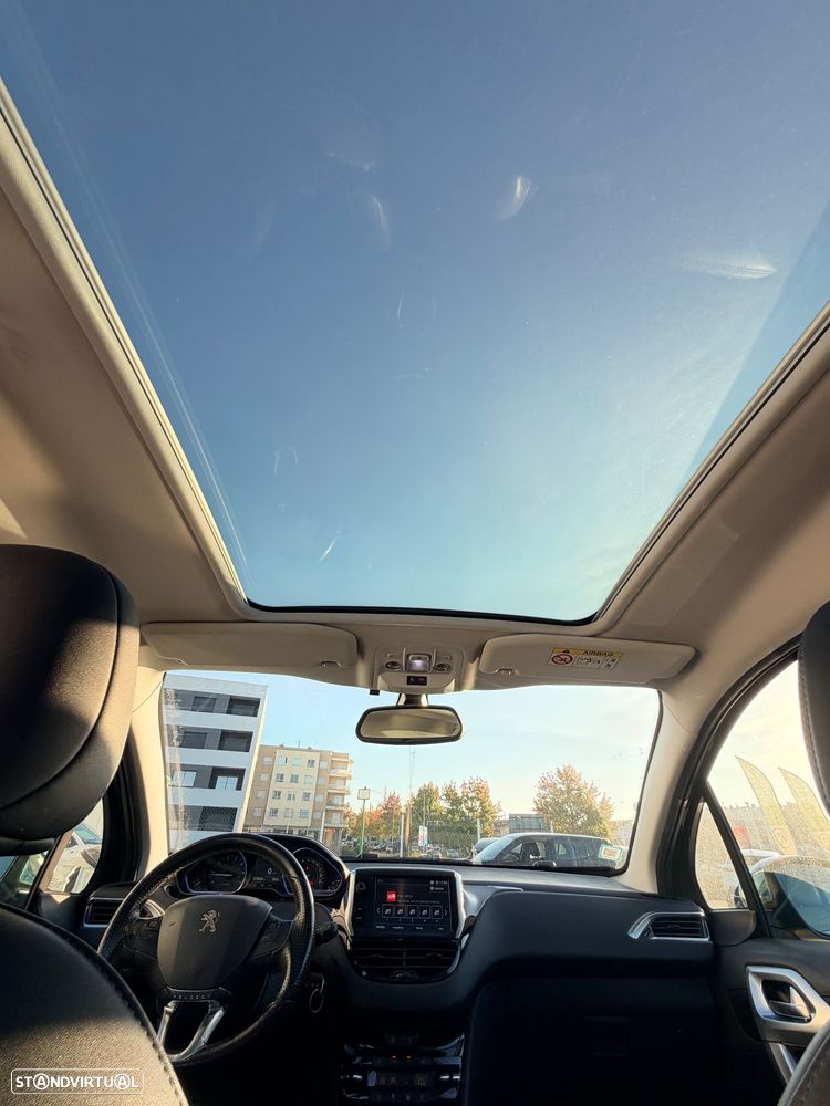 Peugeot 2008 - 14