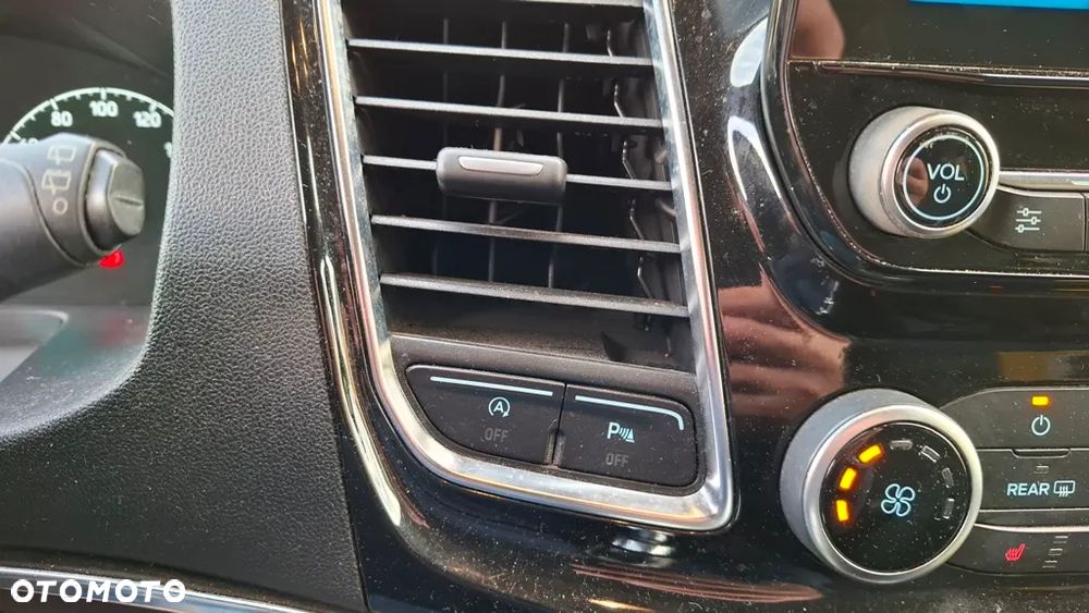 Ford Tourneo Custom 2.0 TDCi L2 Titanium - 22