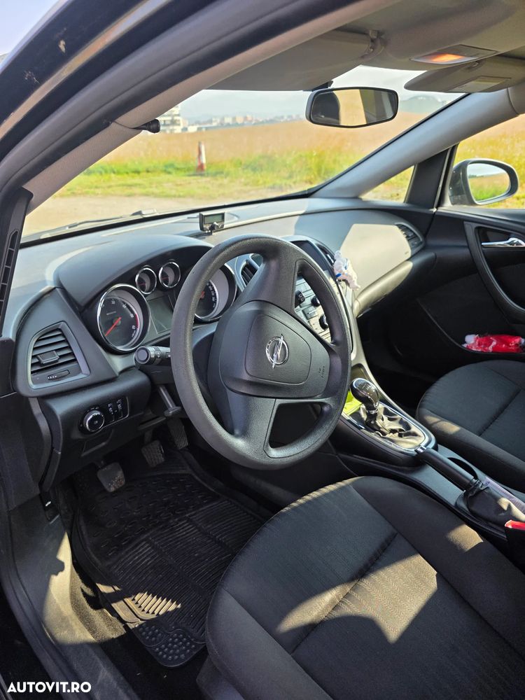 Opel Astra - 9
