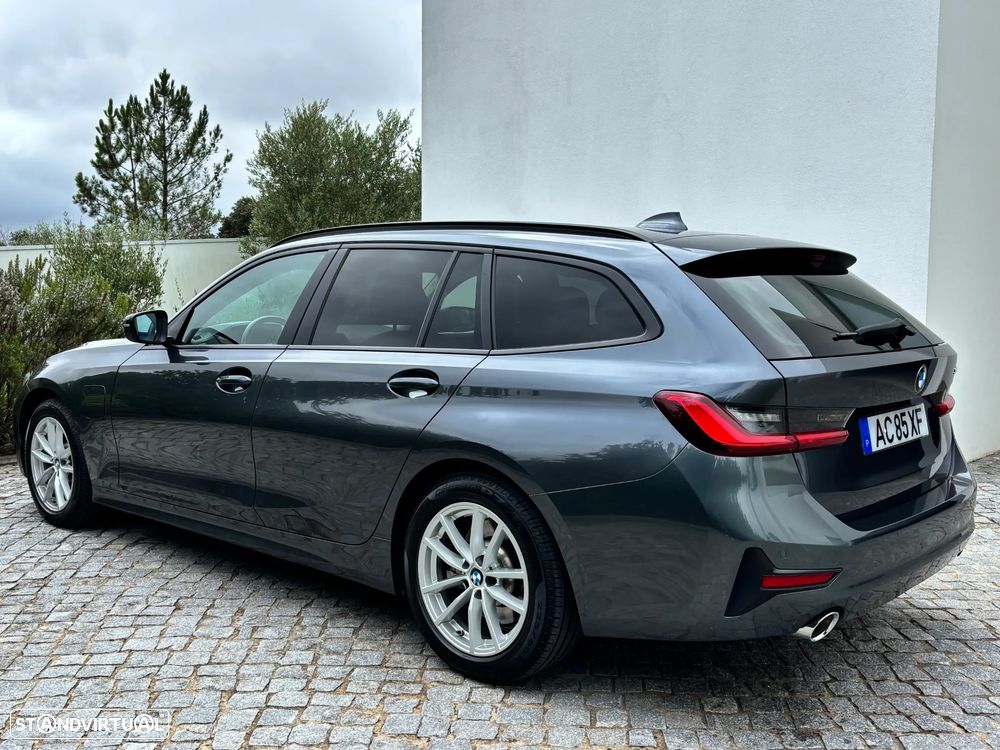 BMW 330 - 11