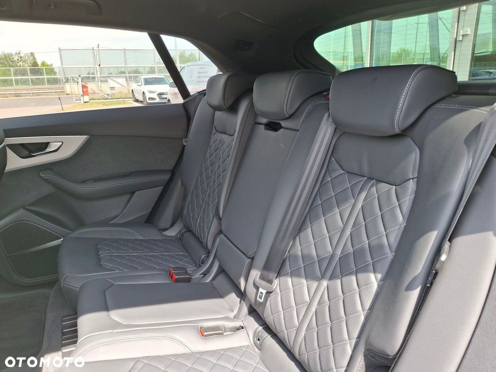 Audi Q8 - 22