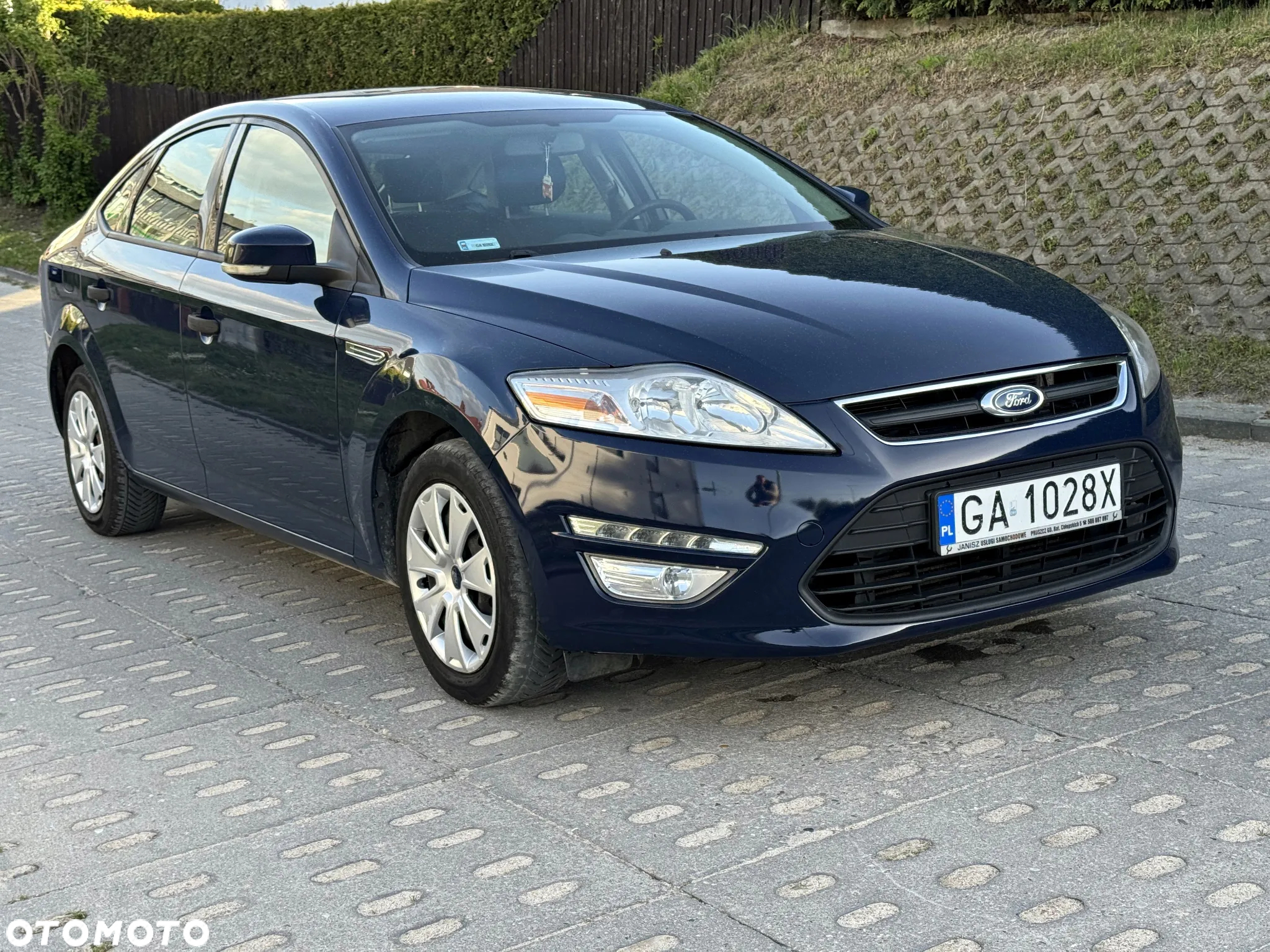 Ford Mondeo 1.6 T Ambiente - 3