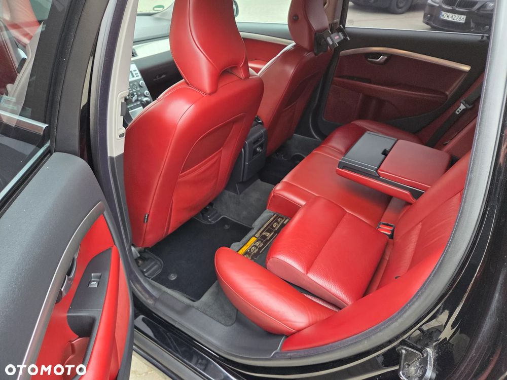 Volvo V70 2.5T Summum - 16