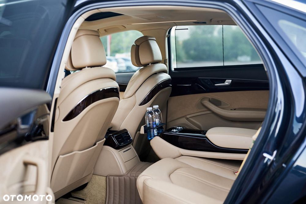 Audi A8 - 13