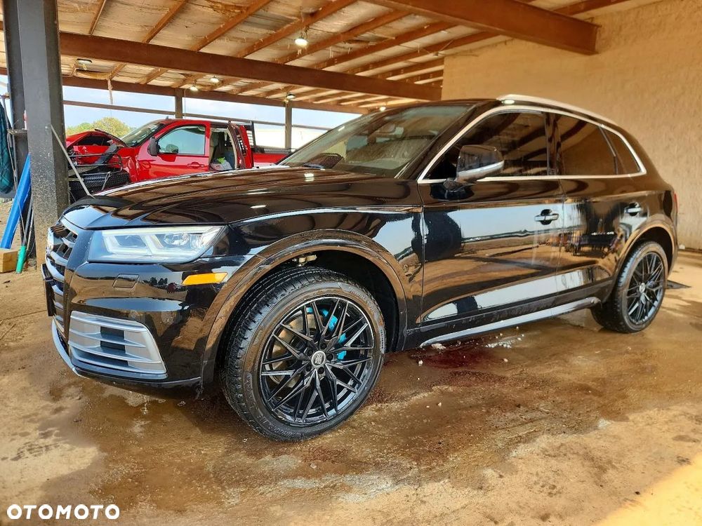 Audi Q5 2.0 TFSI Quattro S tronic design - 1