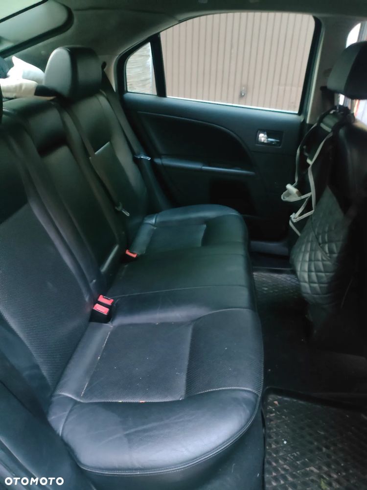 Ford Mondeo 2.0 TDCI Ghia - 4