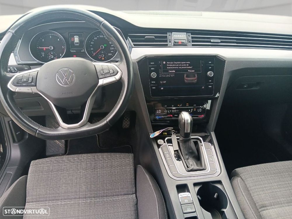 VW Passat Variant 2.0 TDI Business DSG - 15
