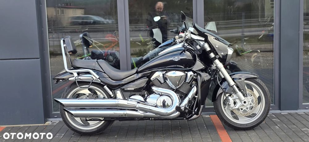 Suzuki Intruder - 2