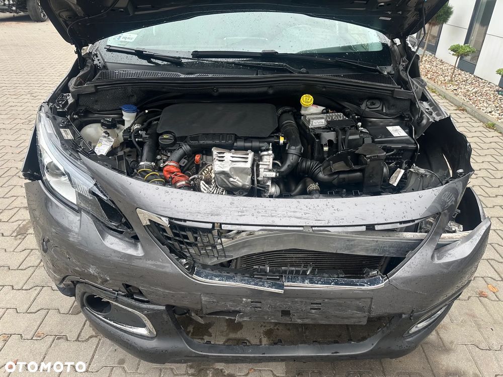 Peugeot 2008 - 13