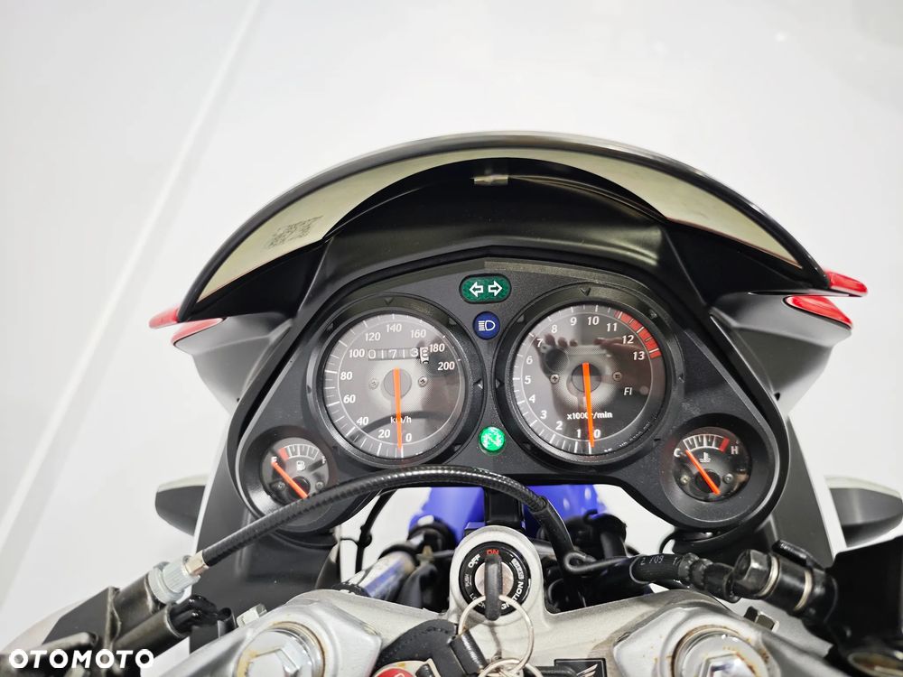 Honda CBR - 5