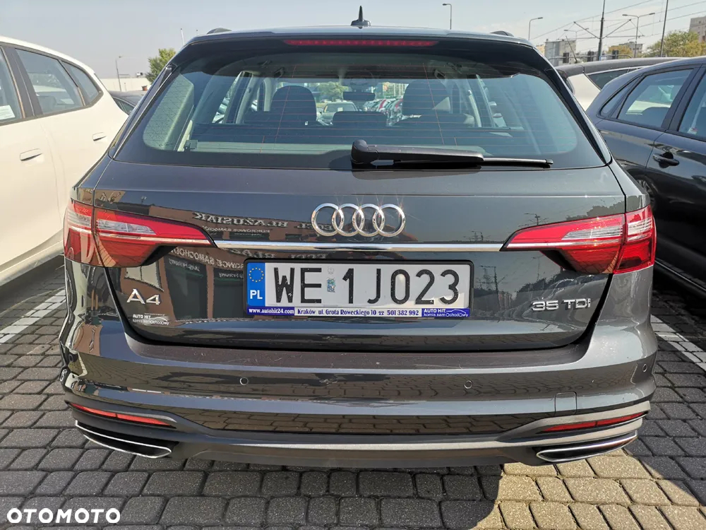 Audi A4 - 4