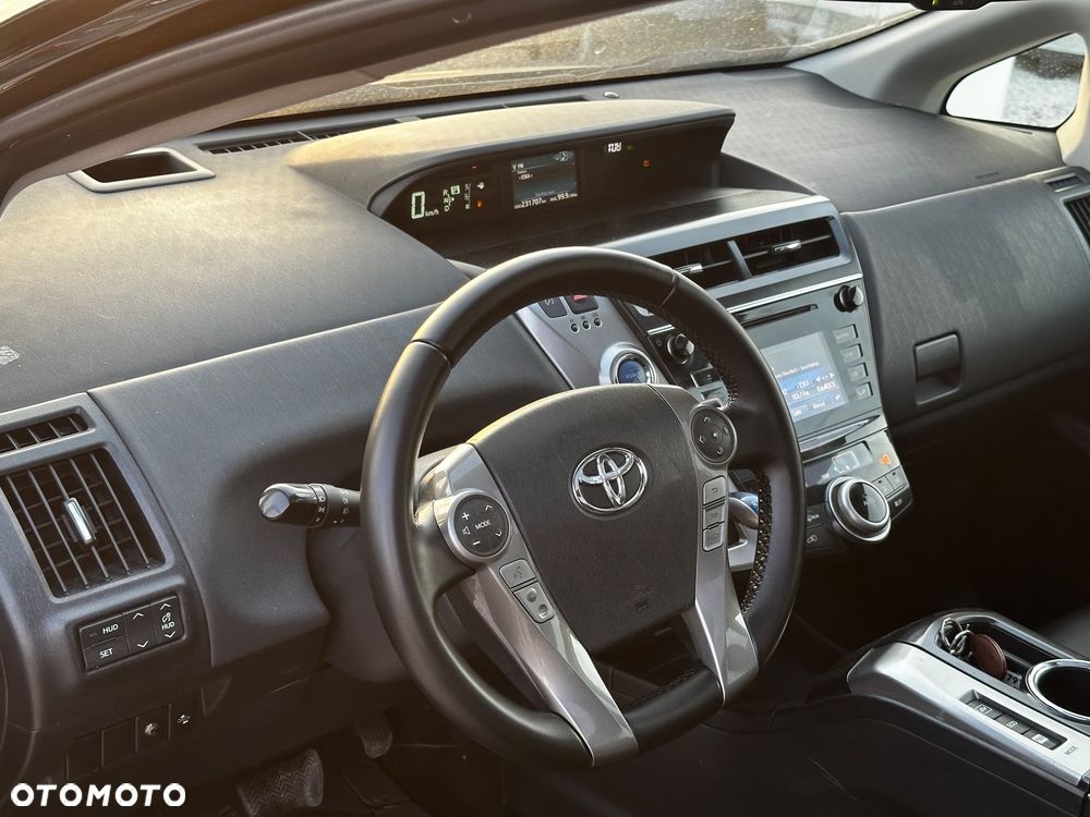 Toyota Prius+ 1.8 HSD Luna - 14