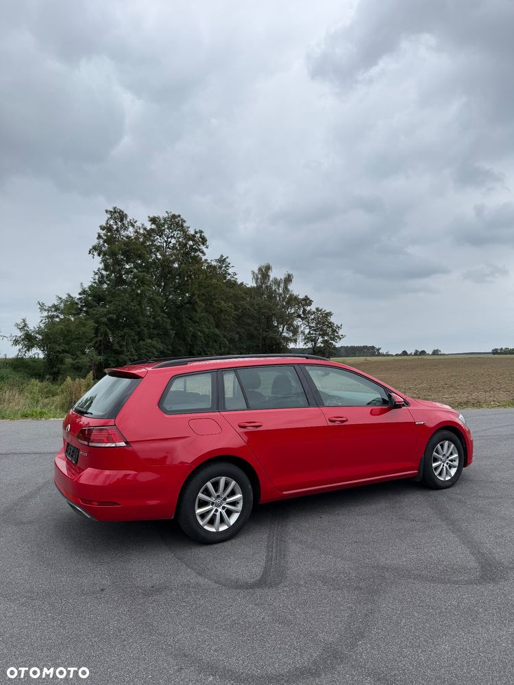 Volkswagen Golf - 4
