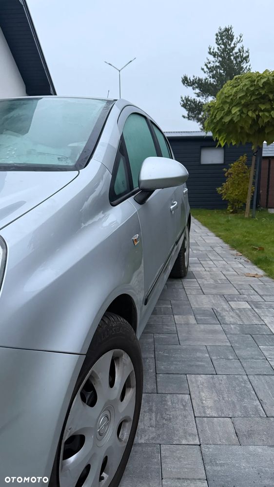 Opel Corsa - 25