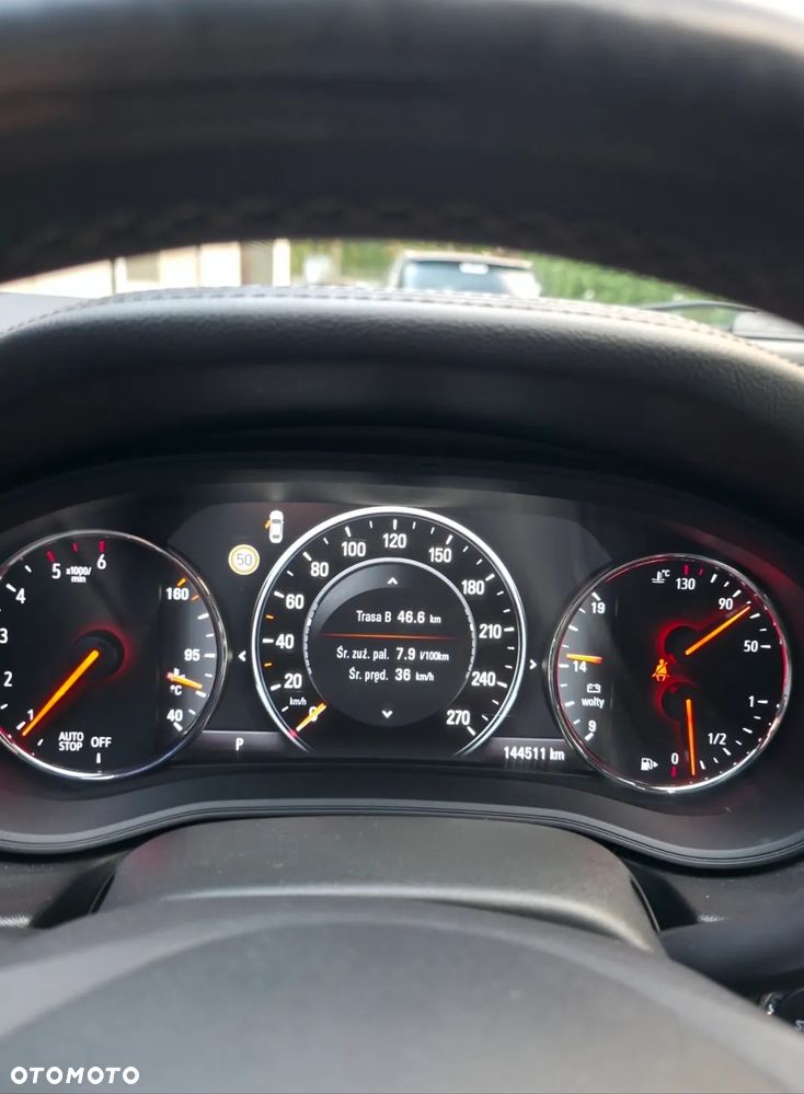 Opel Insignia CT 2.0 CDTI 4x4 Elite S&S - 11