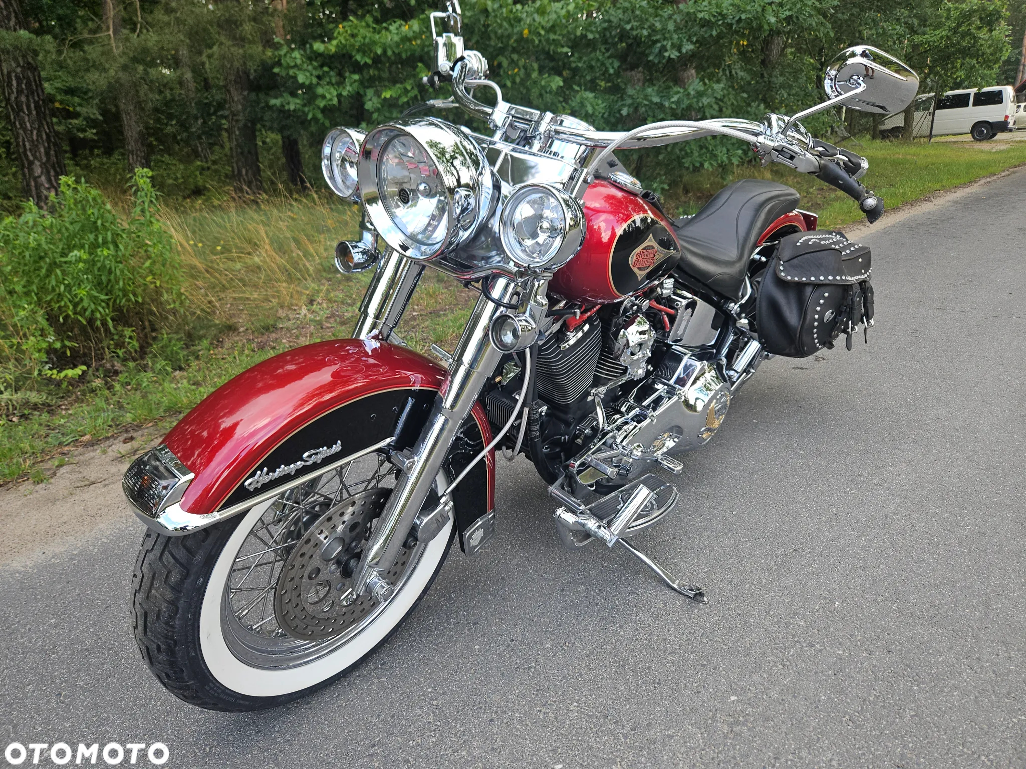 Harley-Davidson Softail Heritage Classic - 11