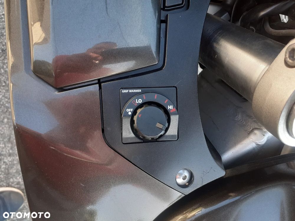 Yamaha FJR - 23