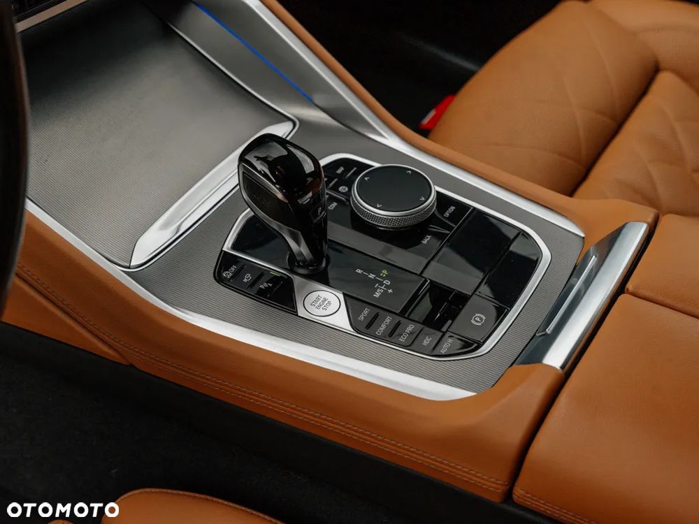 BMW X6 xDrive30d - 10