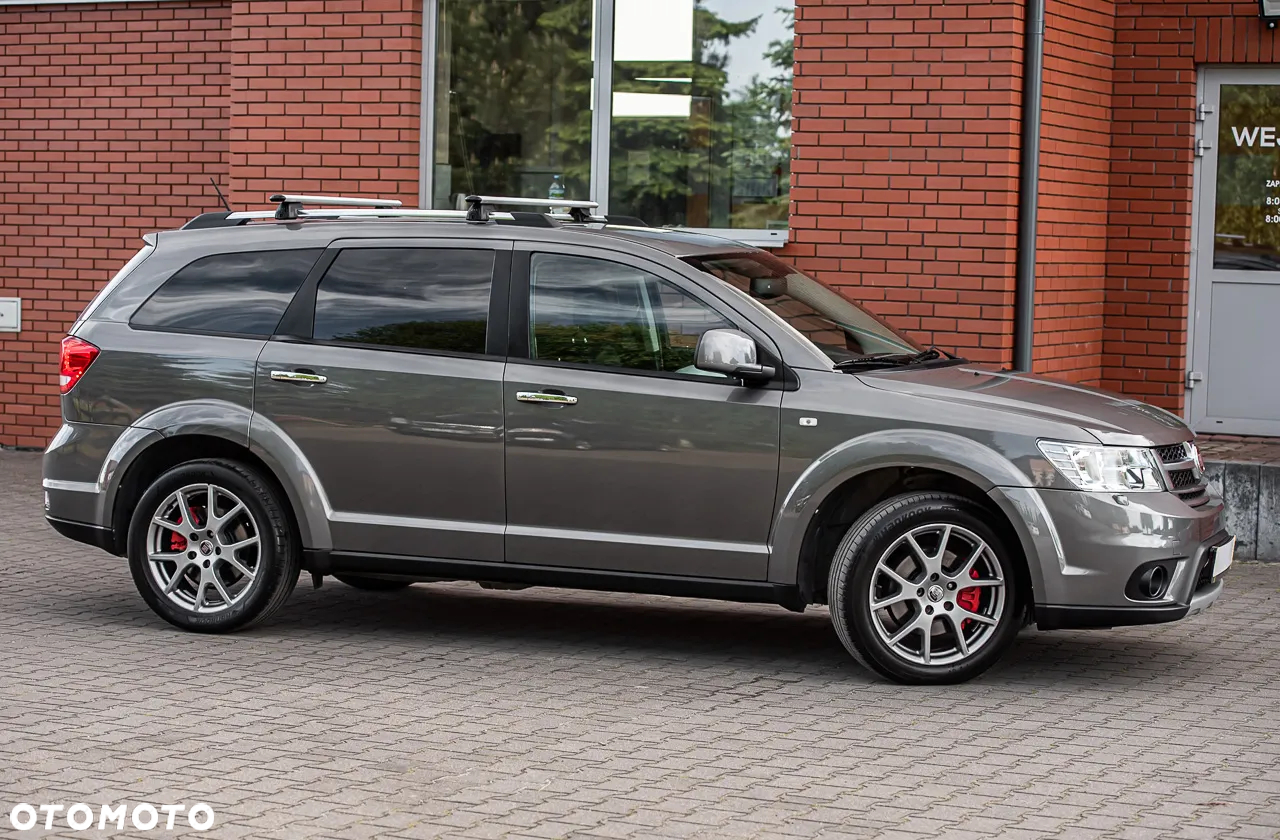 Fiat Freemont 2.0 Multijet Black Code AWD - 3