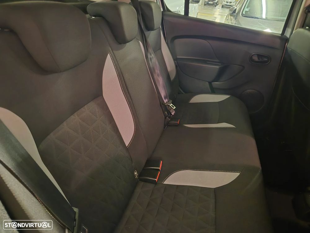 Dacia Sandero 0.9 TCe Stepway - 28