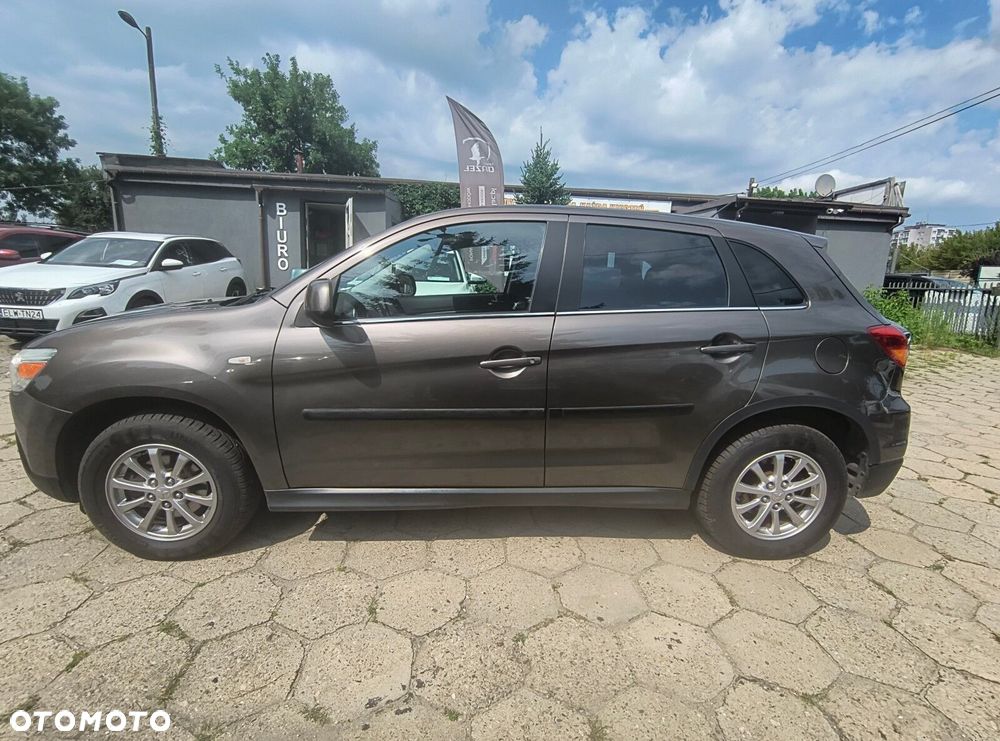 Mitsubishi ASX - 8