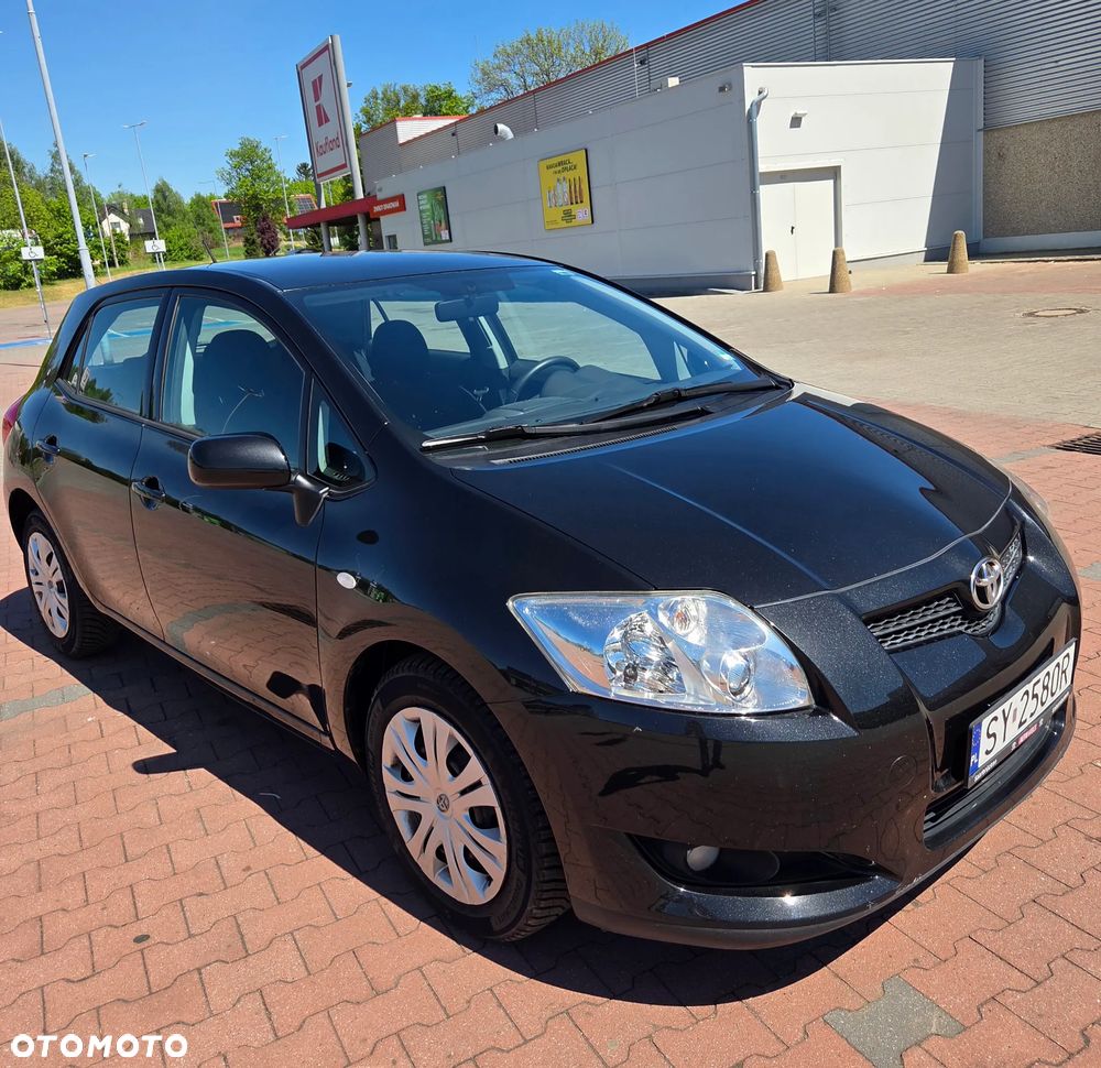 Toyota Auris 1.33 VVT-i Premium + - 23