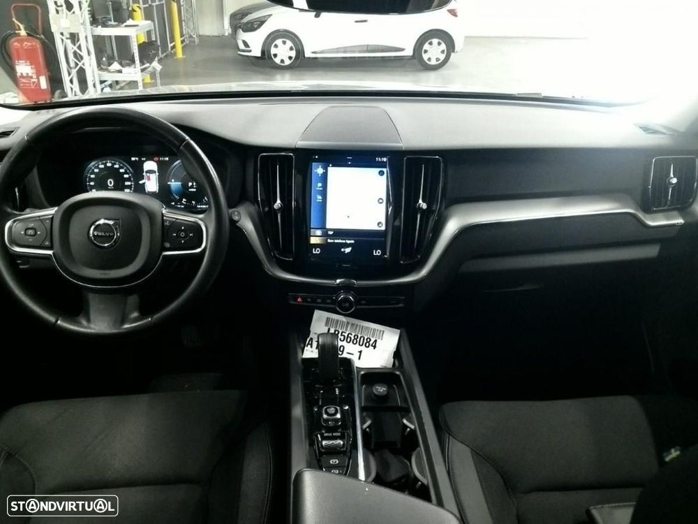 Volvo XC 60 2.0 T8 PHEV Momentum AWD - 7