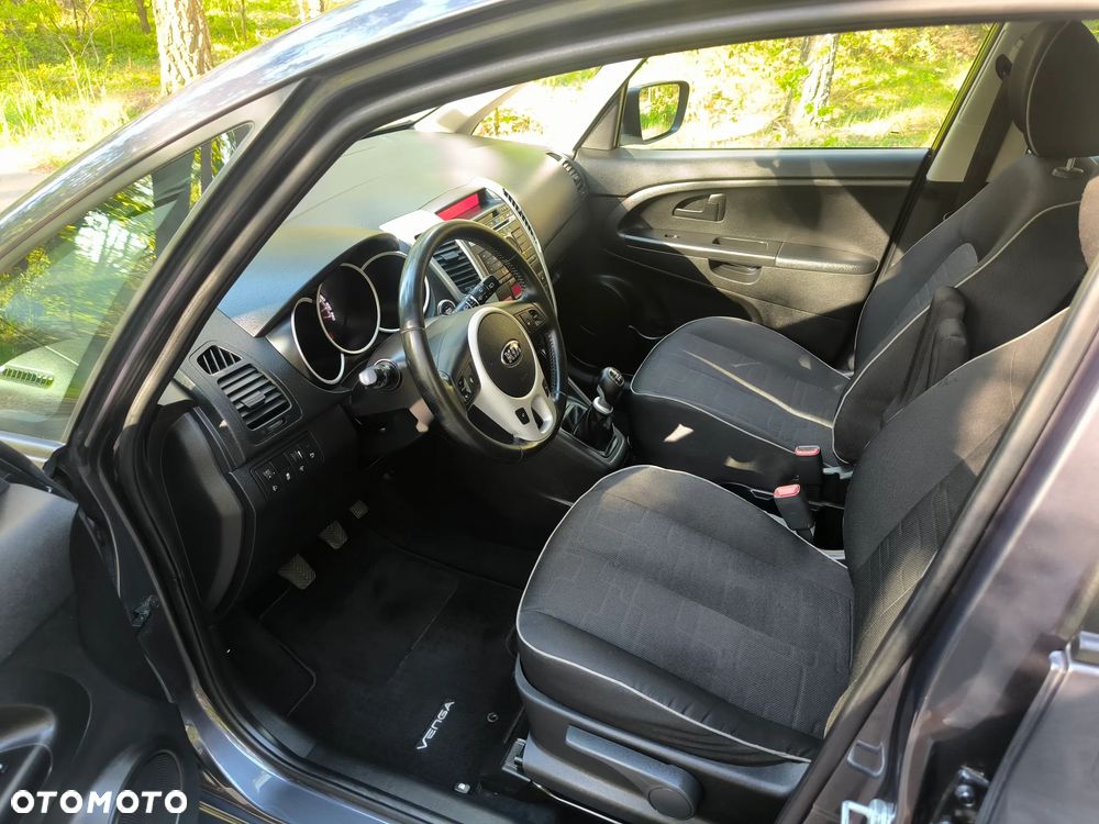 Kia Venga 1.6 CRDi L - 18