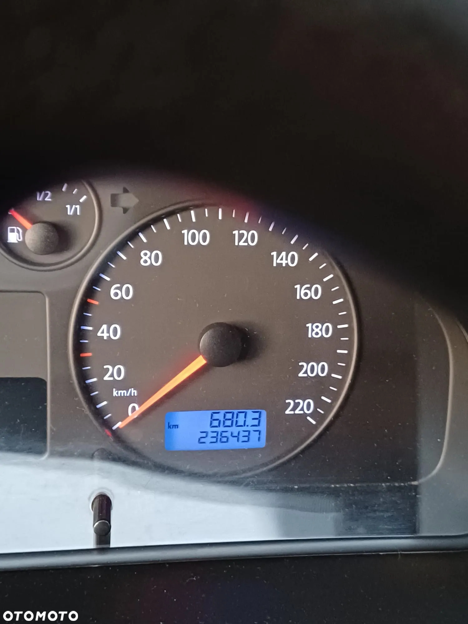 Volkswagen Transporter - 2