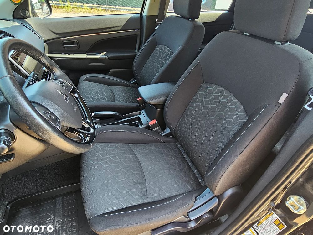 Mitsubishi ASX 2.0 4WD CVT Intro Edition+ - 12
