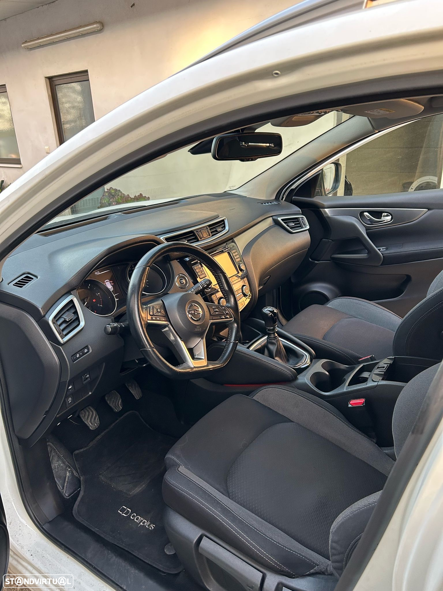 Nissan Qashqai 1.5 dCi N-Connecta Business - 17