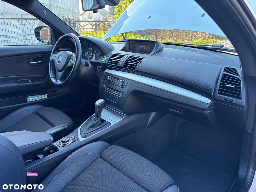 BMW Seria 1 118d Limited Edition Lifestyle mit M Sportpaket - 11