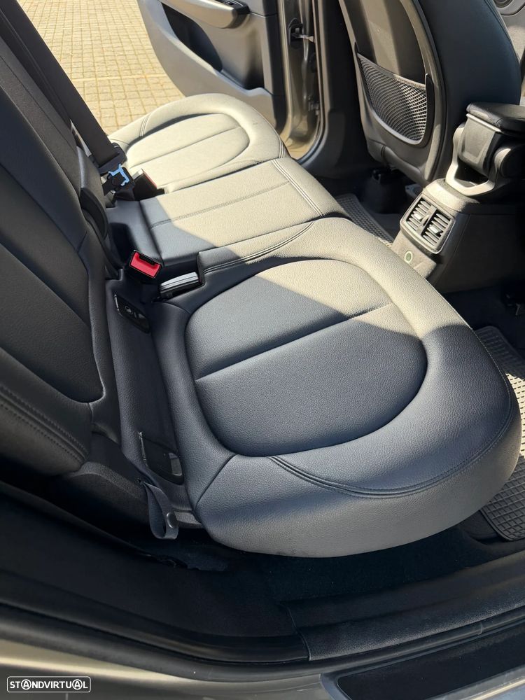 BMW 216 Gran Tourer d Luxury Line - 12