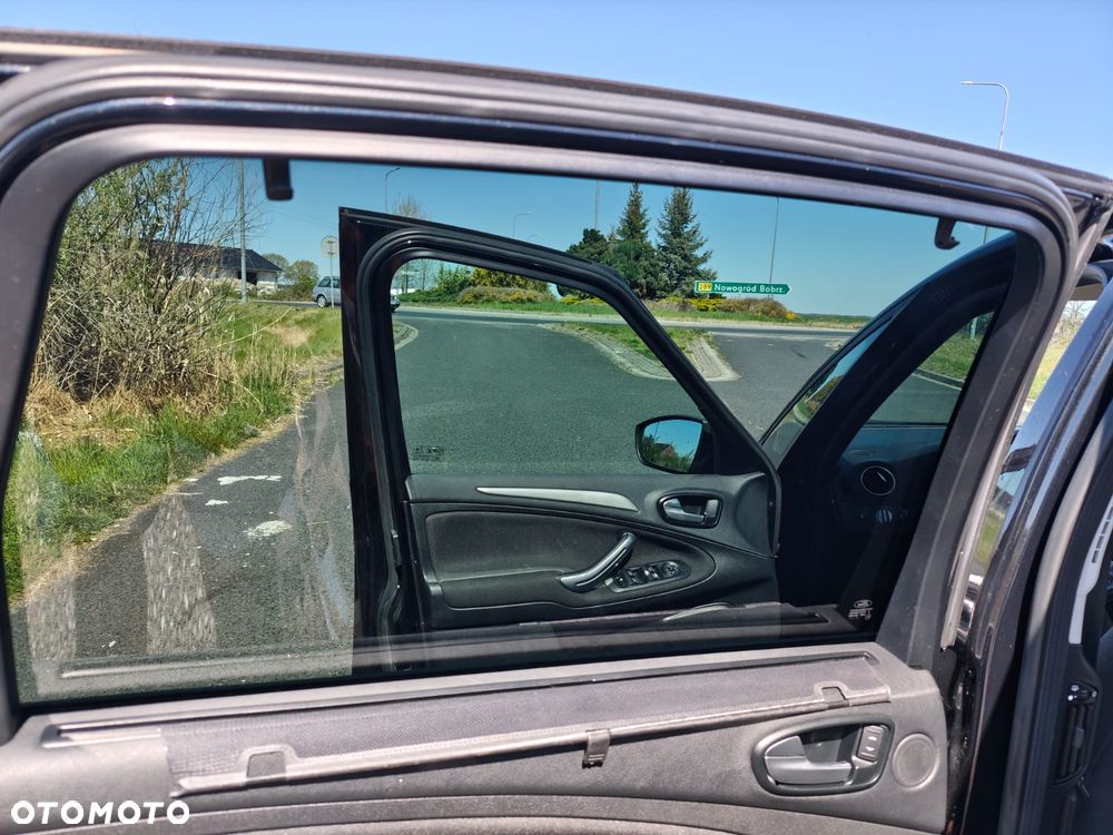 Ford S-Max - 28