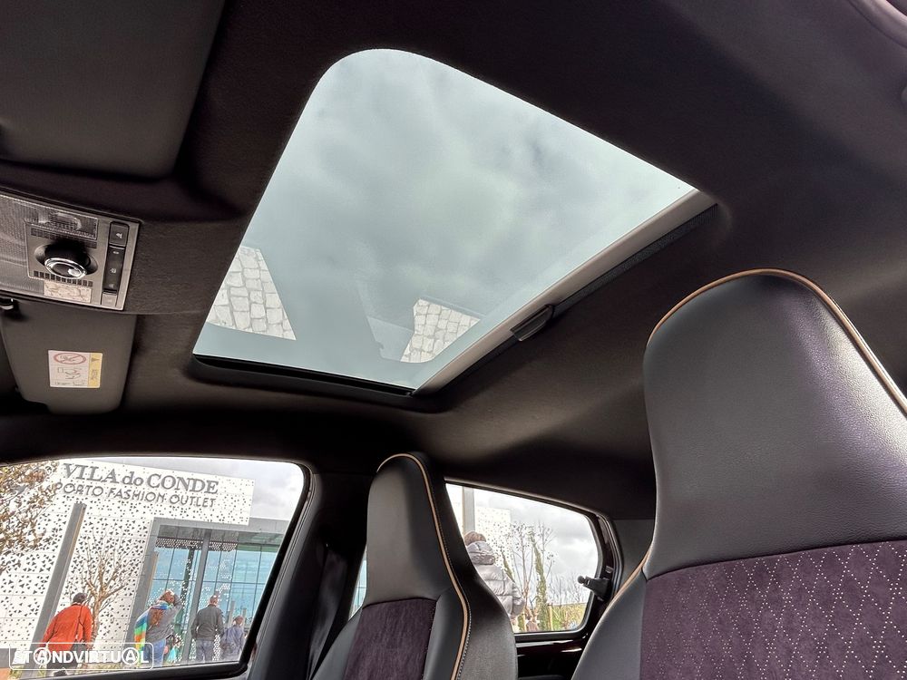 SEAT Mii 1.0 Ecomotive by Cosmopolitan - 9