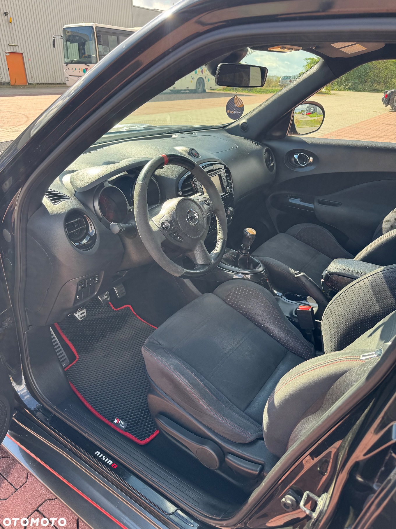 Nissan Juke 1.6 T Nismo - 12