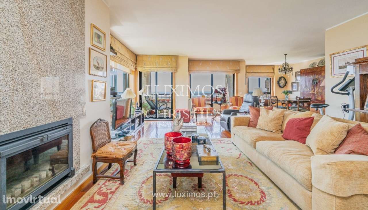 Apartamento T4+1 com vistas de mar à venda em Pinhais da Foz no Porto - Grande imagem: 2/25