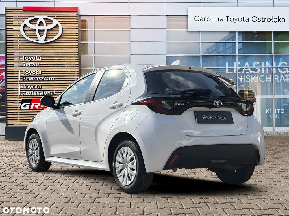 Toyota Yaris - 7